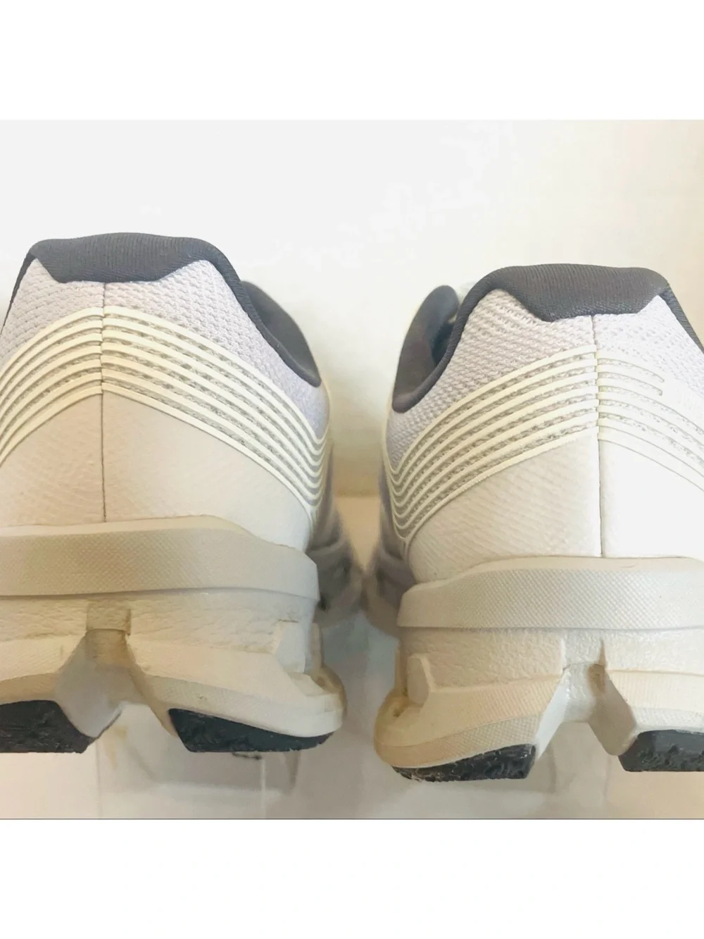 On Cloudgo Womens SZ 8.5 US White Glacier Gray Athletic Running Shoes Sneakers.
